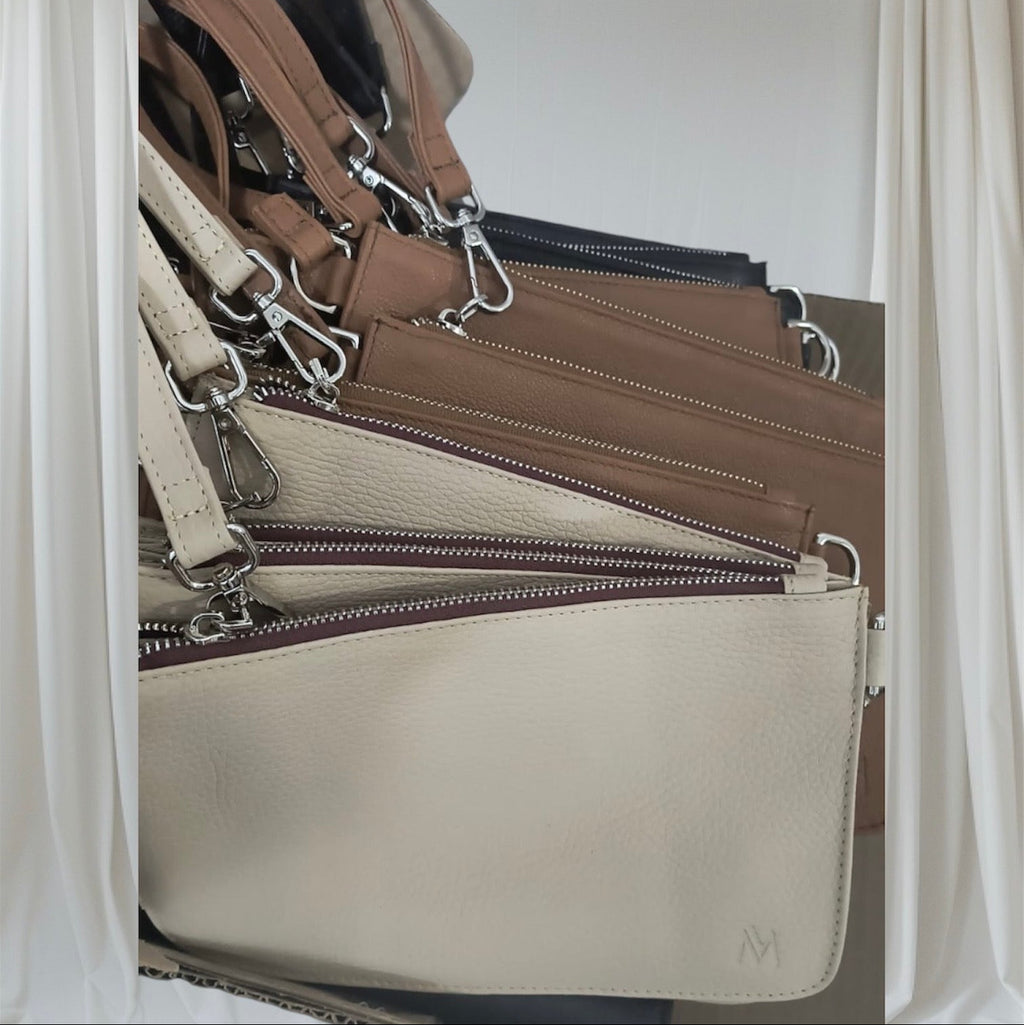 Wristlet de Piel - Diana